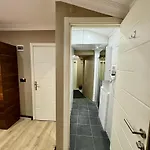 Aram Kerasi Отель *