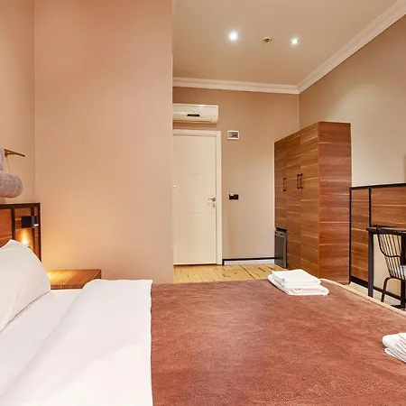 Aram Kerasi Hotel