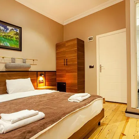 Aram Kerasi Hotel