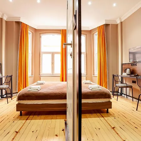 Hotel Aram Kerasi *