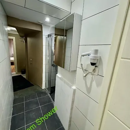 Hotel Aram Kerasi *