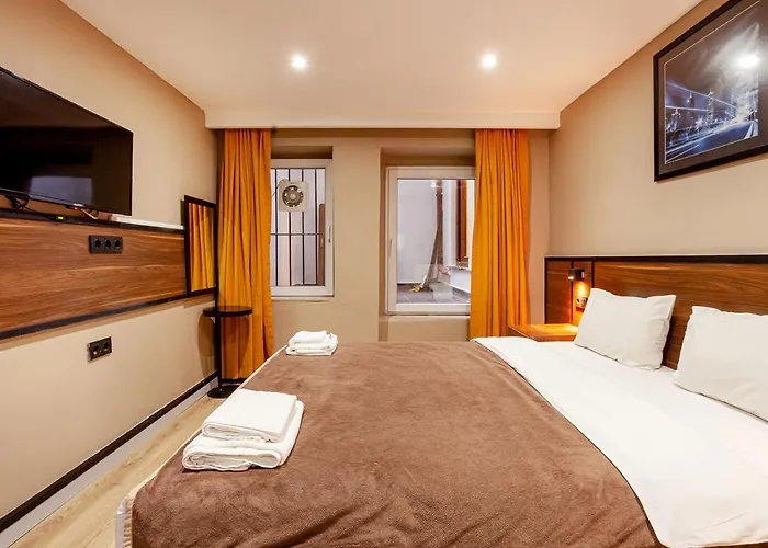 Aram Kerasi Hotell *