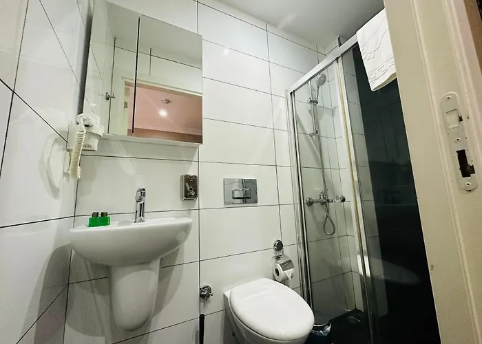 Aram Kerasi Istanbul