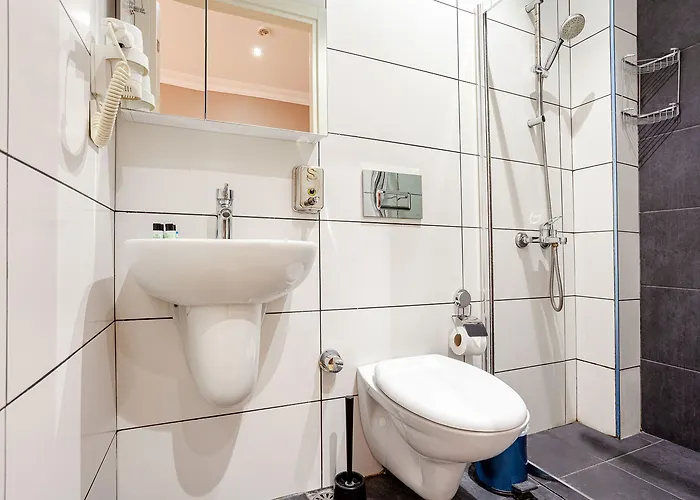 Hotell Aram Kerasi *