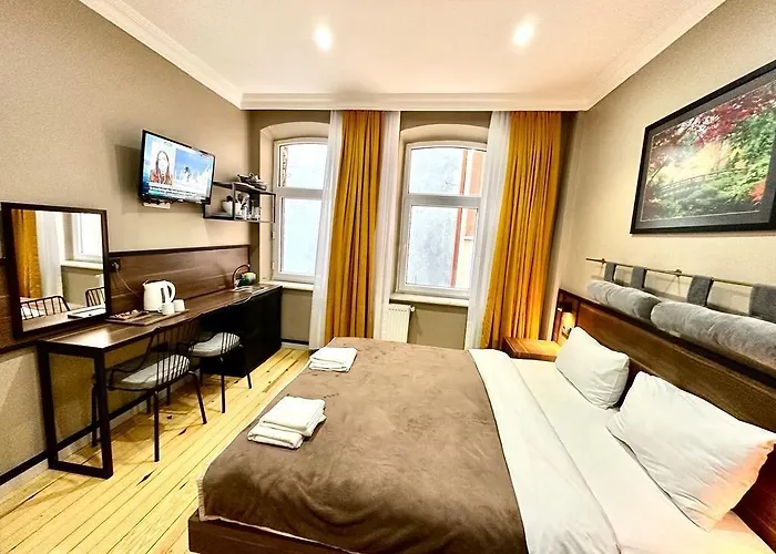 Aram Kerasi Hotell *