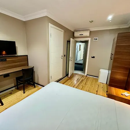 Aram Kerasi Hotell