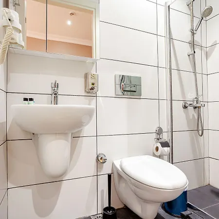 Hotell Aram Kerasi *
